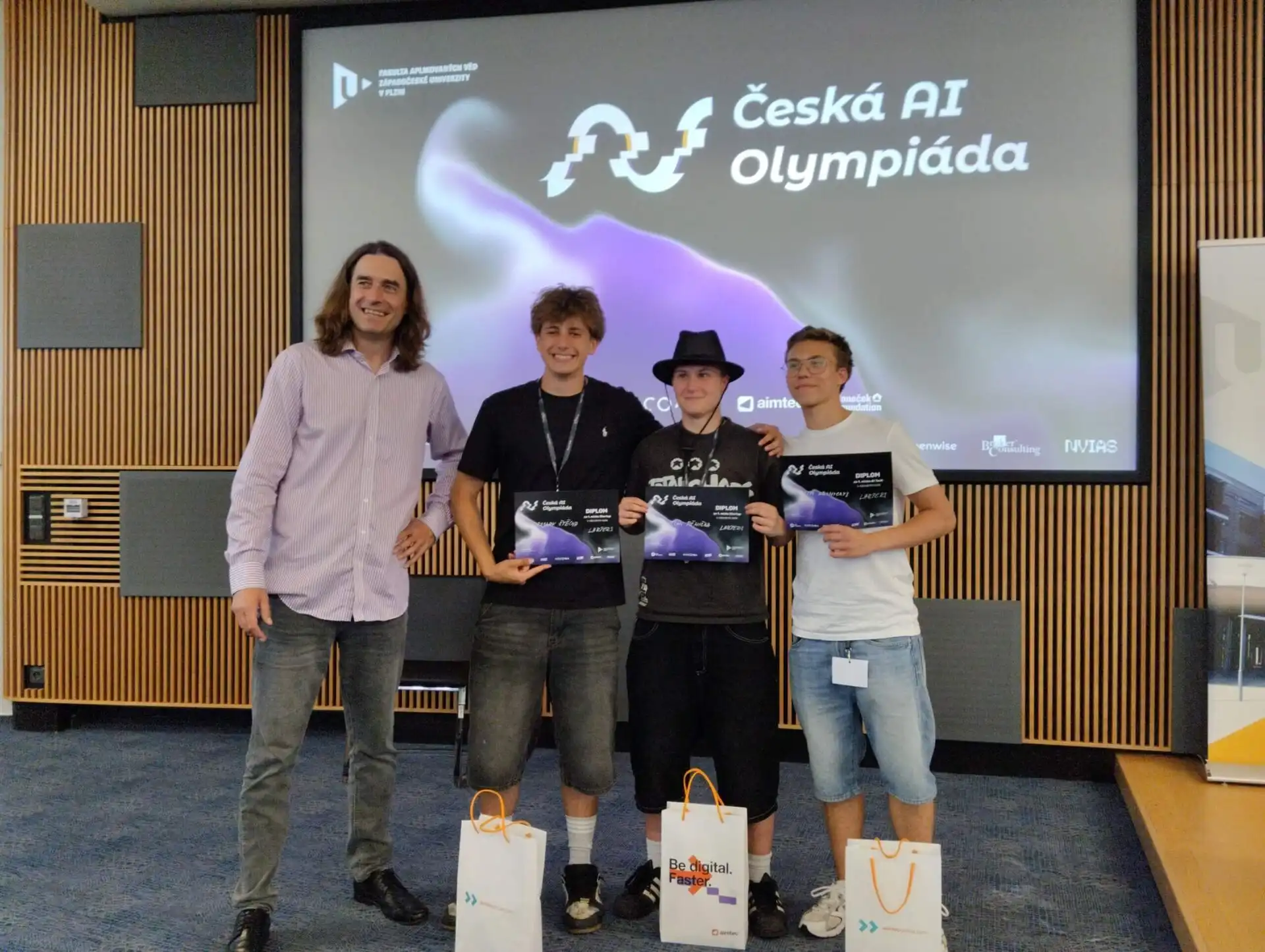 Prvními českými šampiony v AI olympiádě jsou studenti SPŠ