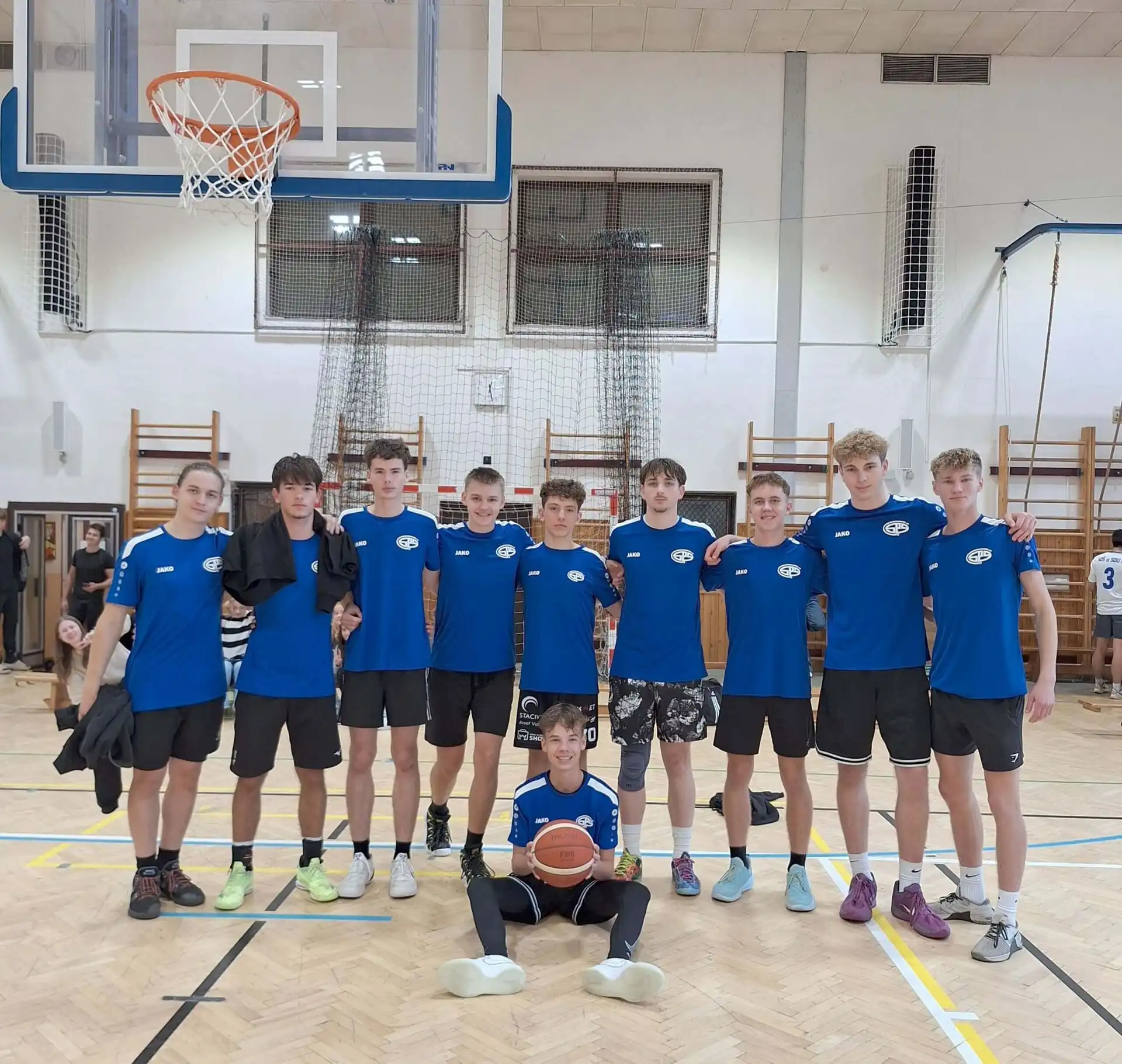 Basketbalisté SPŠ MB vítězí v okresním kole a postupují do kraje!!!